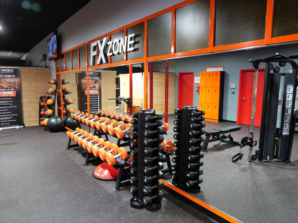 HOTWORX - Grand Forks - Mirror Wall in Exercise Area