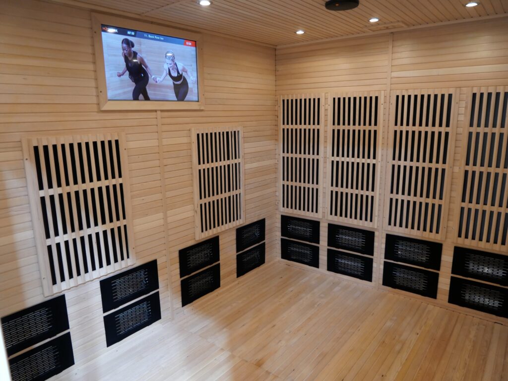 HOTWORX - Grand Forks - Open Sauna