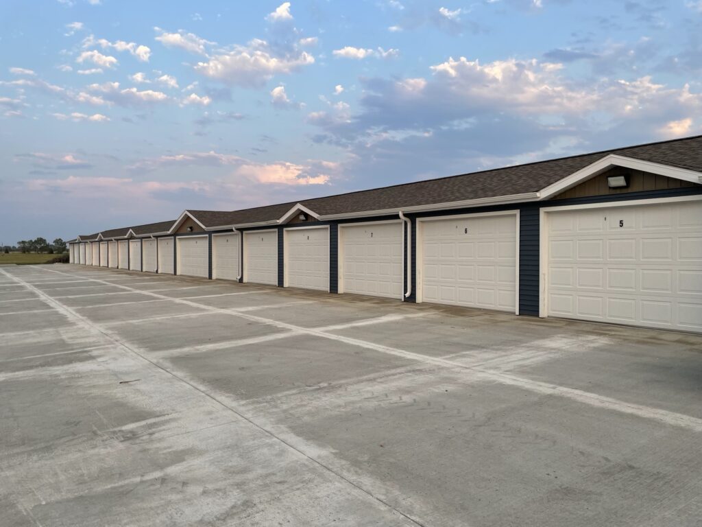 Lakeland Court - Garages - Devils Lake, ND